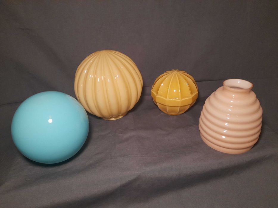 Globos opalinos para Candeeiros   antigos -- Art Déco- vintage