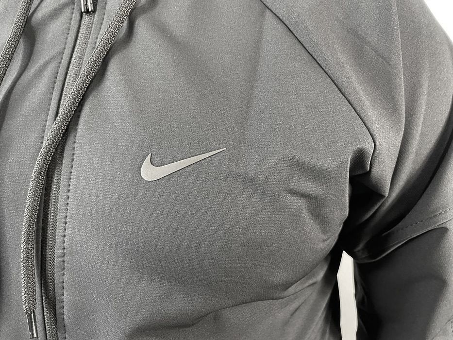 Мужской спортивный костюм Nike осенний