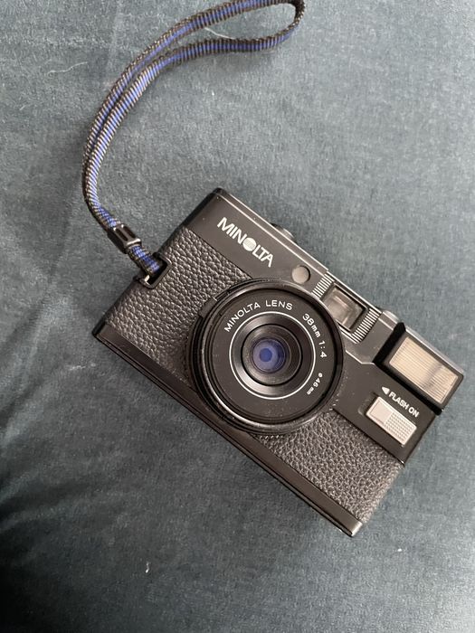 Aparat Minolta lens