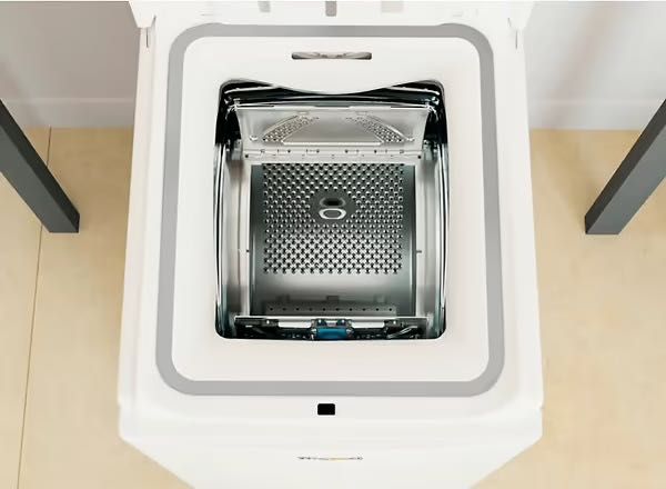 Пральна машина Whirlpool майже нова, робоча