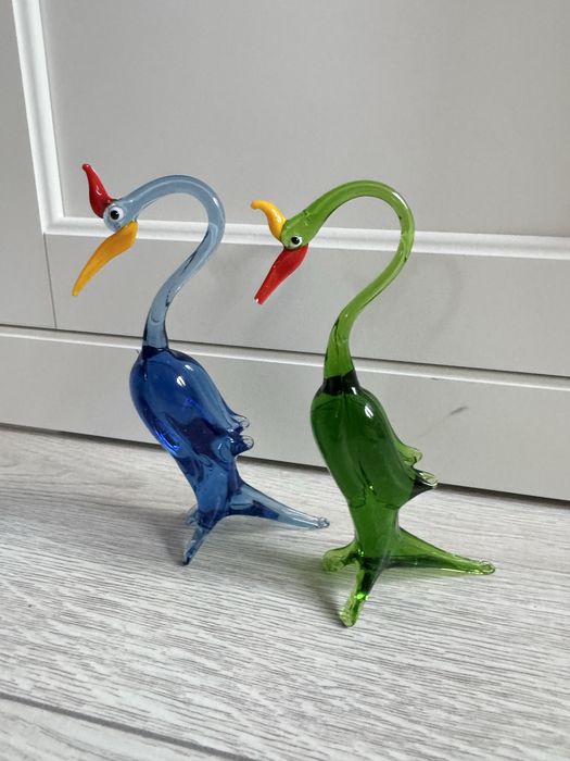 Szklane figurki ptaków