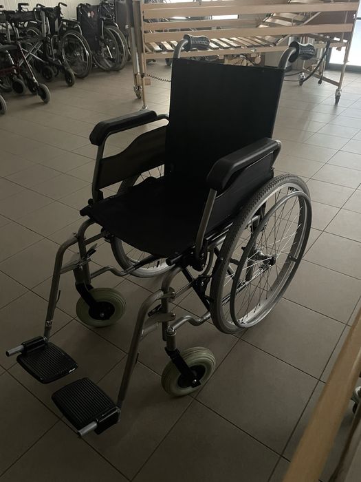 Koncentrator tlenu łóżko rehabilitacyjne schodołaz szyna cpm