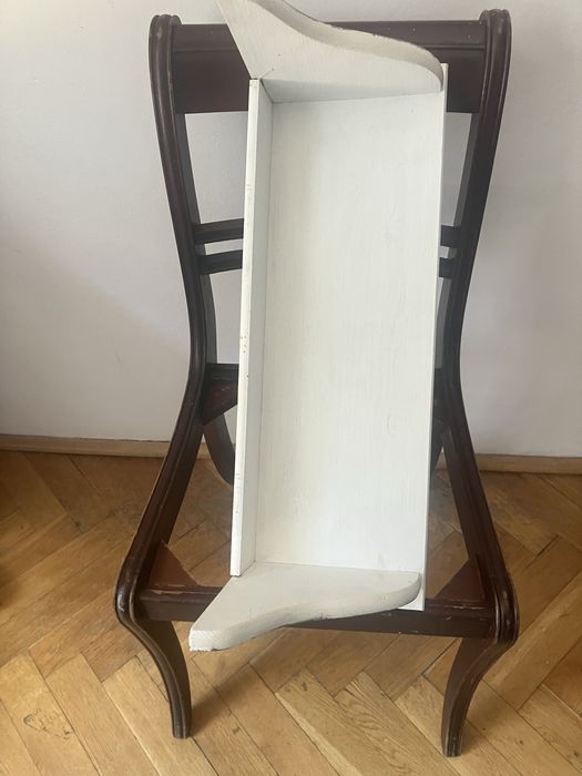 Dekoracyjna półka wisząca pobielana rustykalna dl.60 cm