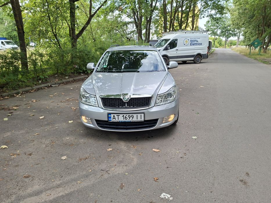 Skoda Octavia 2012 VIN TMBHK61Z7D2033441 фото оголошення 3 з 23