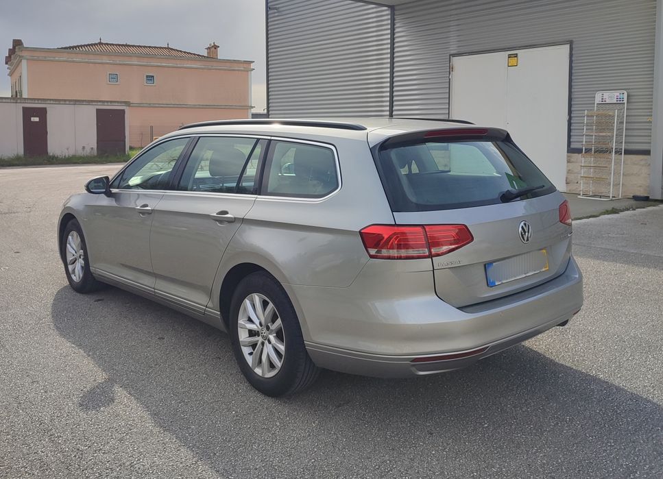 VW Passat 2.0TDI 150CV - c/Financiamento COMO NOVA  / NACIONAL