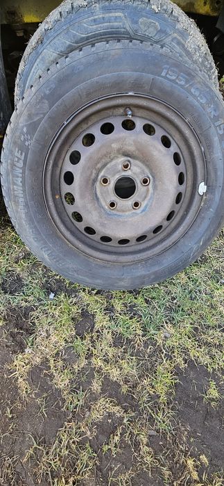 Felgi stalowe z oponami 195×65r15  Skoda Audi Vw 5x112 lato