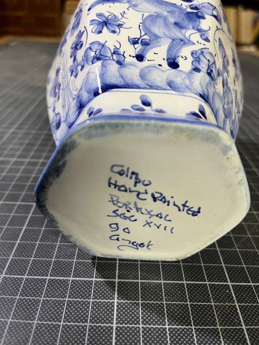 Pote vintage com tampa em faiança