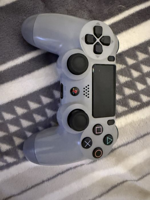 Comando ps4 Edição 20 anos