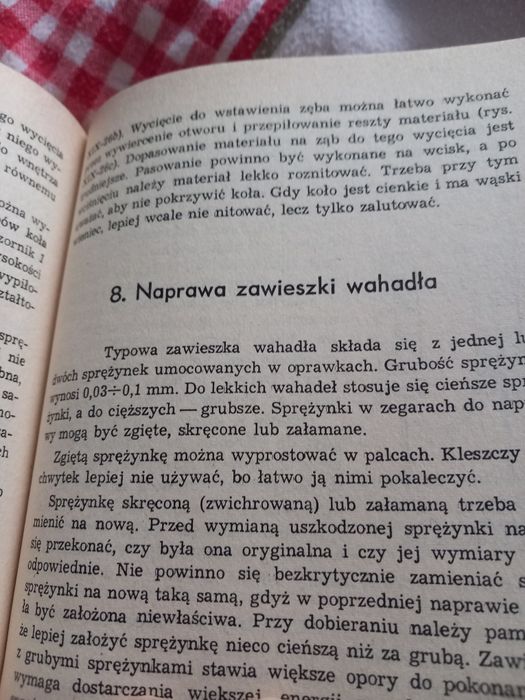 Bartnik, Podwapiński Technologia mechanizmów zegarowych.