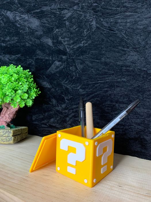 Porta Canetas "Block do Mario"