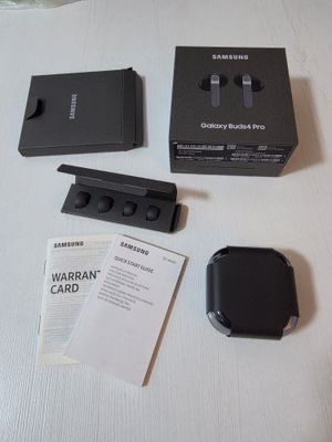 Навушники Samsung Galaxy Buds 4 Pro
