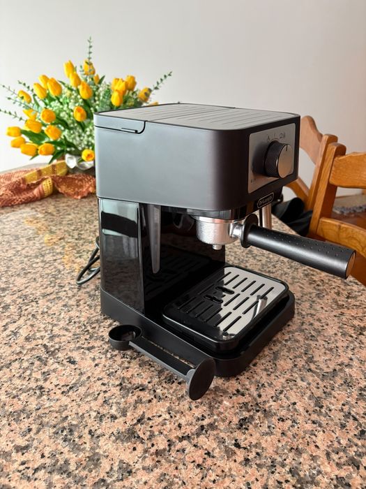 Máquina de Café Manual DELONGHI Stilosa EC260.BK (15 bar - Preto)
