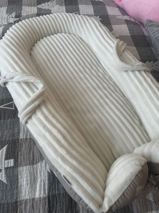 Кокон для немовля