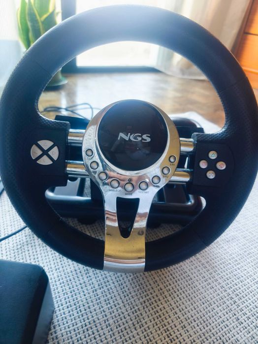 Volante NGS GT-Challenge + Pedais (PC / PS2 / PS3)