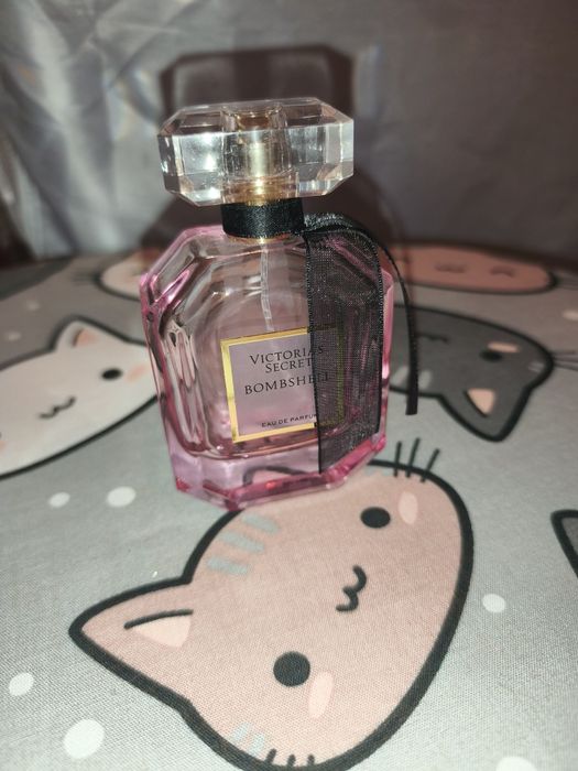 Pusty flakon po VS Bombshell