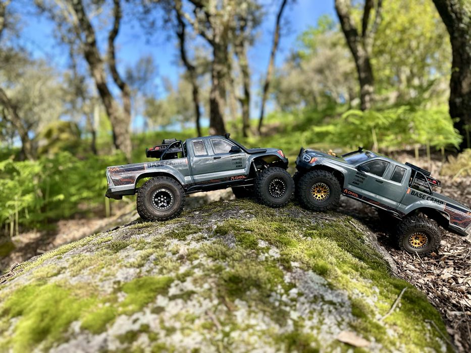 Axial scx10iii base camp