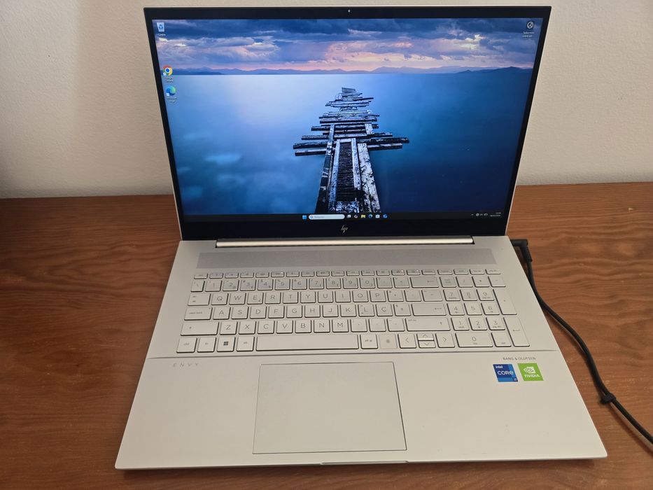 Hp Envy Laptop 17 ch 1007-np