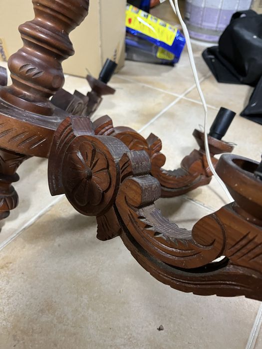 Candelabro/candeeiro de teto em madeira