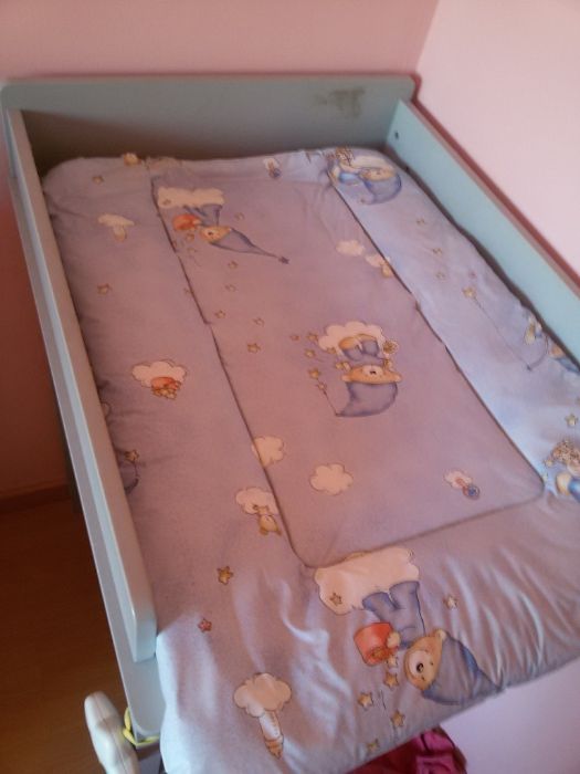 Móvel muda fraldas
