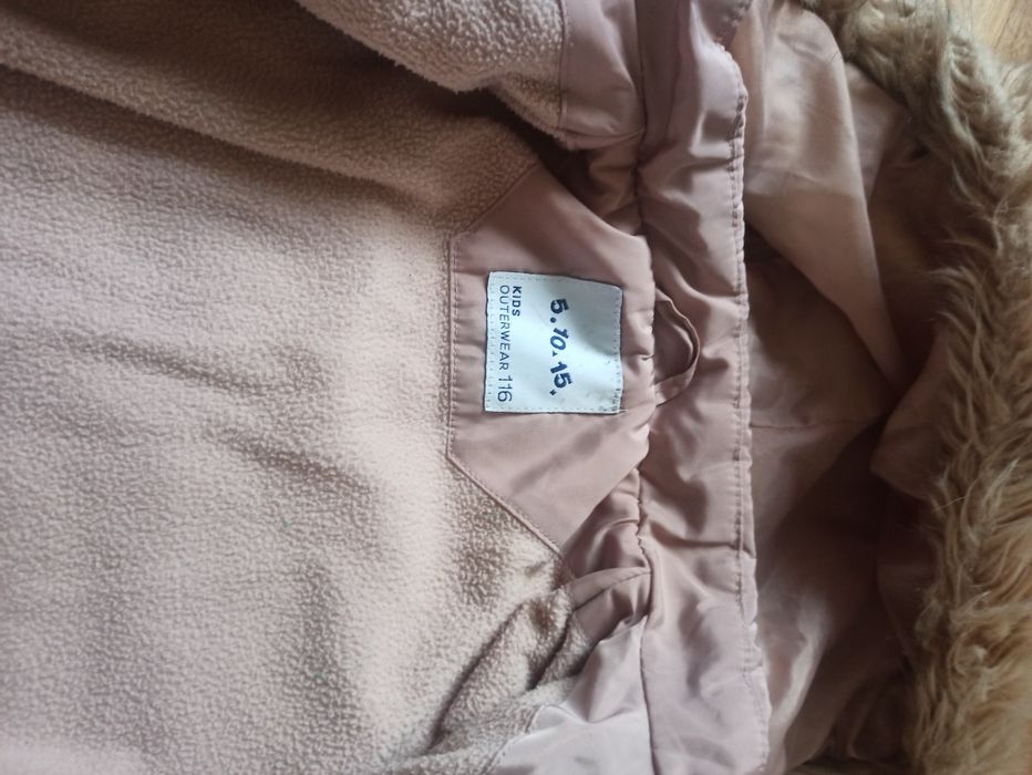 Zimowa kurtka rozmiar 116