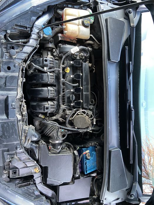 Ford Focus 2015 VIN 1FADP3E20FL265460 фото оголошення 8 з 23