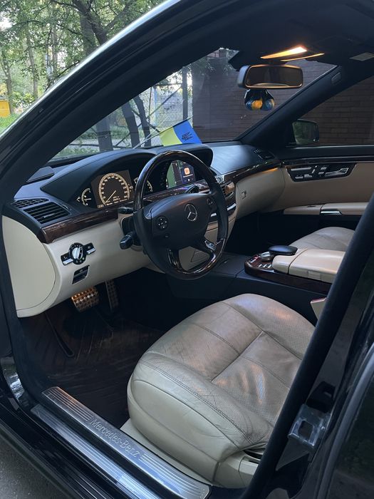 Mercedes Bens S-class w221 5.5 2006
