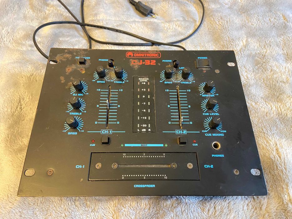 OMNITRONIC DJ-32 Battle Mixer mikser dj