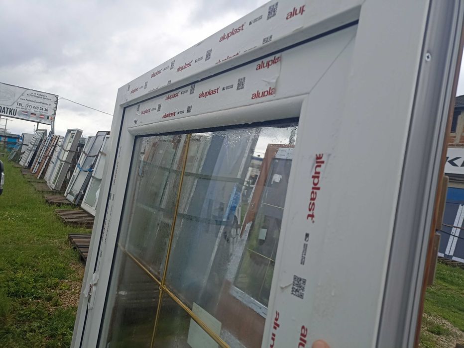 Drzwi zewnętrzne pcv 108/200 złoty dąb