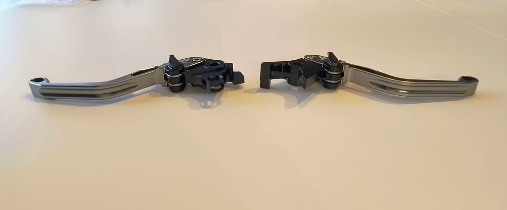 Krótkie klamki 5D SUZUKI GSF 650 2007r