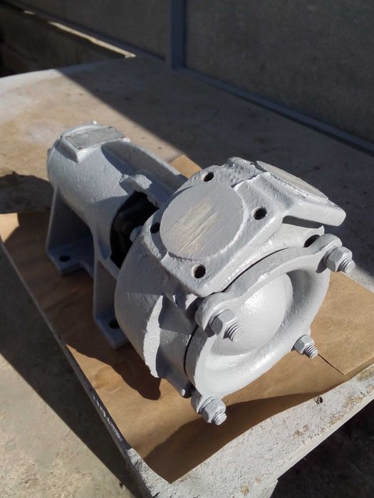 насос б\у  рабочий