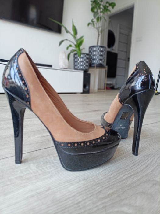 Aldo skórzane szpilki 38