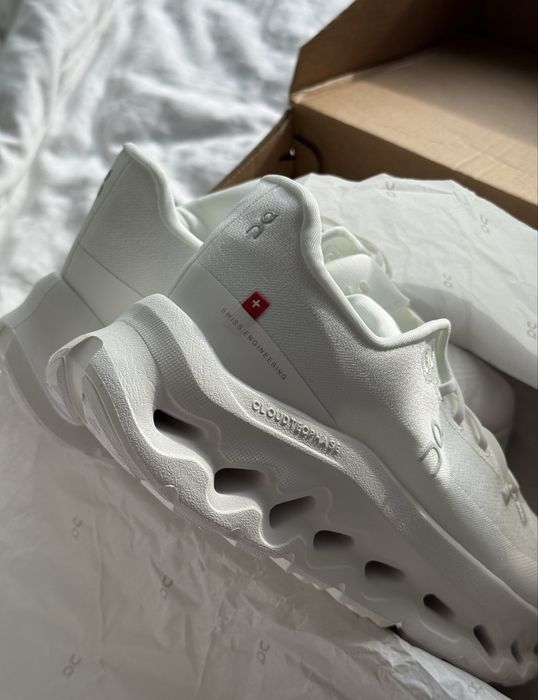 Кросівки ON Running