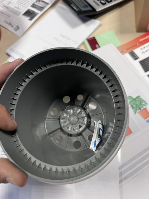 Горщик з капілярним поливом