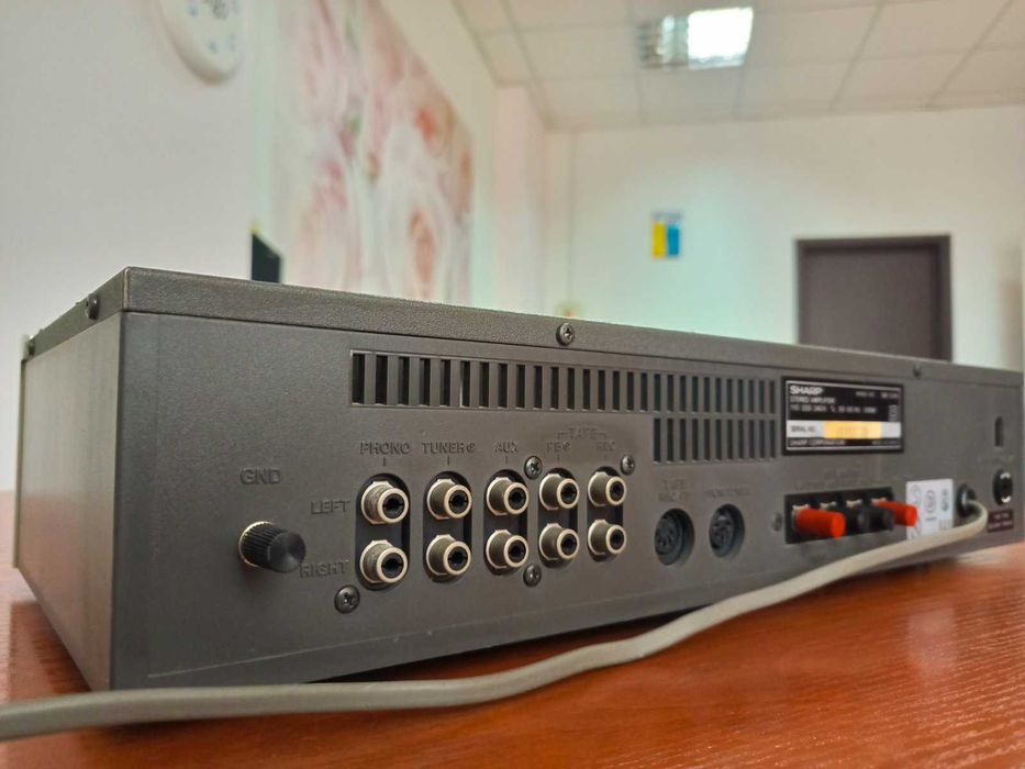 Стереоусилитель SHARP SM-30 (Made in Japan)