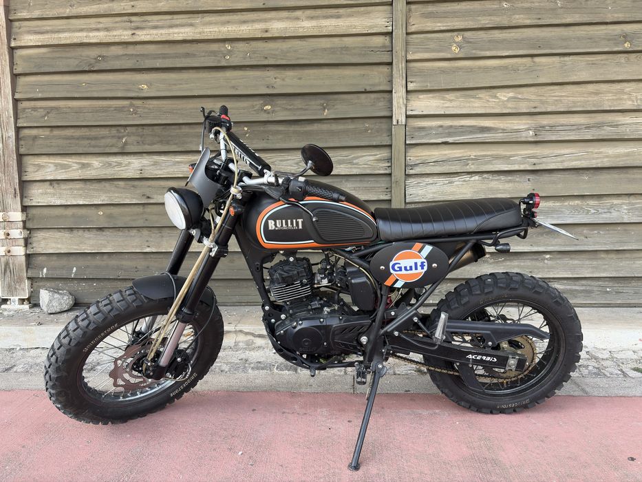 Bullit Hero 125 Gulf Black Edition