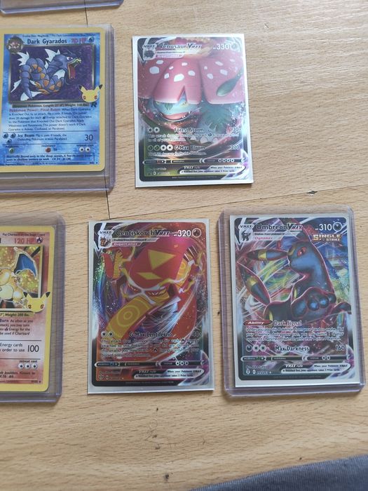 Zestaw kart pokemon dobry stan opakowane w klastik