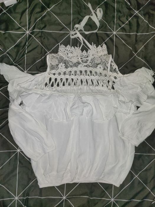 Elegancka koronkowa bluzka M