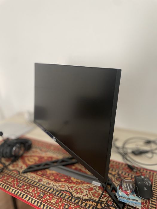 Monitor lenovo legion R25f-30 240hz 24,5cali opis