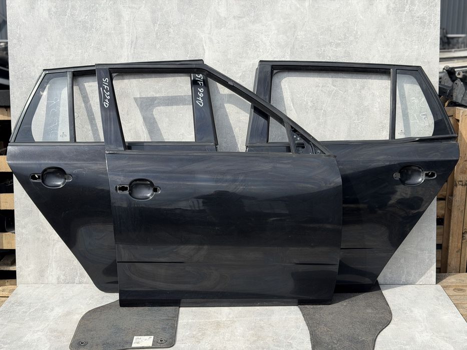 Двери Шкода Фабія 2 чорні двері 9910 Skoda Fabia 2 дверь права ліва