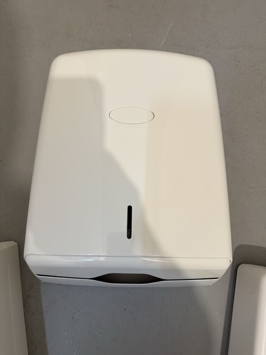 Dispensador toalhetes/ papel higiénico/ sabão mãos