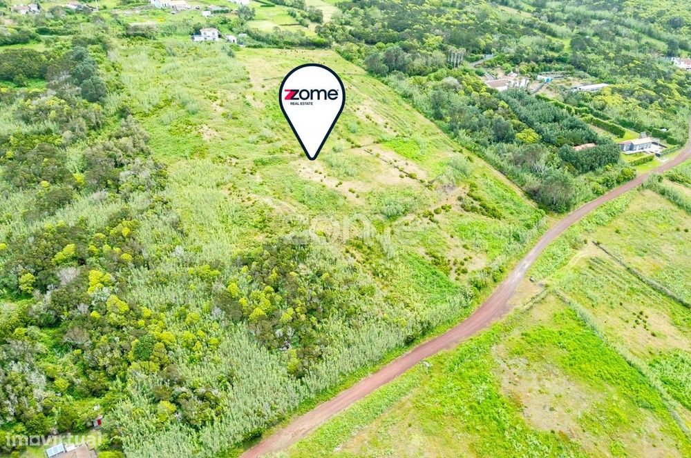 Terreno rústico com área total de 20.081 m², no Capelo