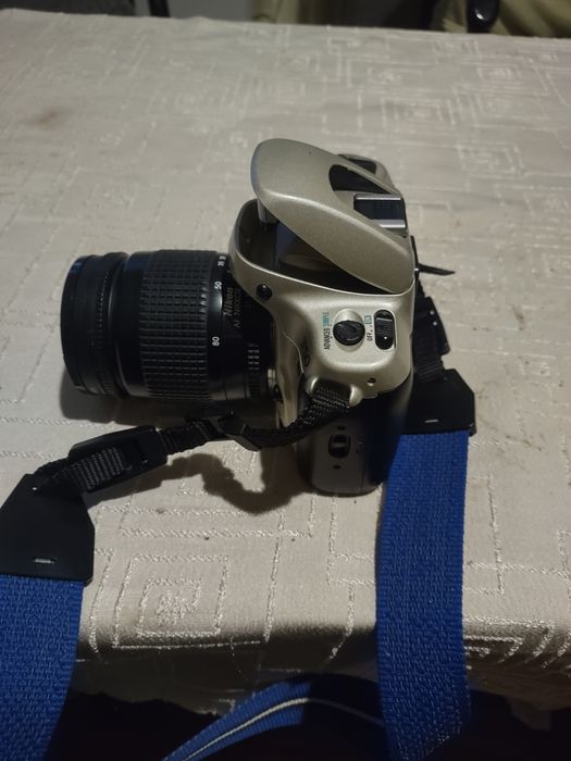 Aparat Nikon F50