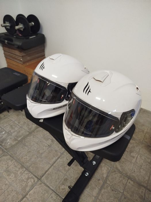 Capacete de Mota Branco MT HELMETS