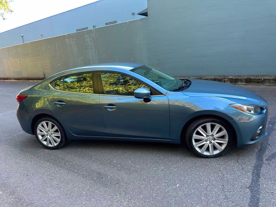 Mazda 3 i Sport      2016