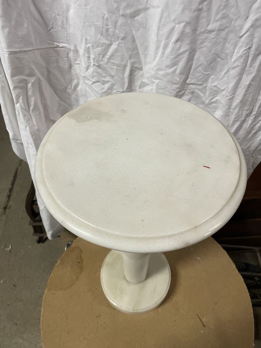 Mesa de Apoio em Marmore