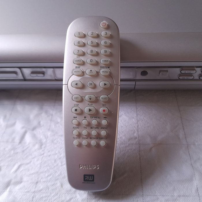 DVD рекордер PHILIPS
