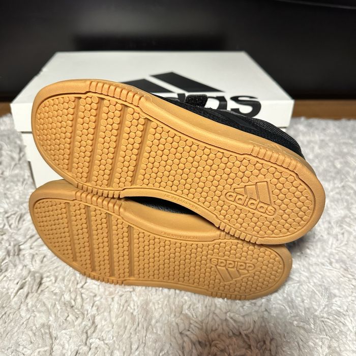 Нові Adidas tensaur sport 2.0 дитячі кросівки на ліпучках 33 р. 21 см