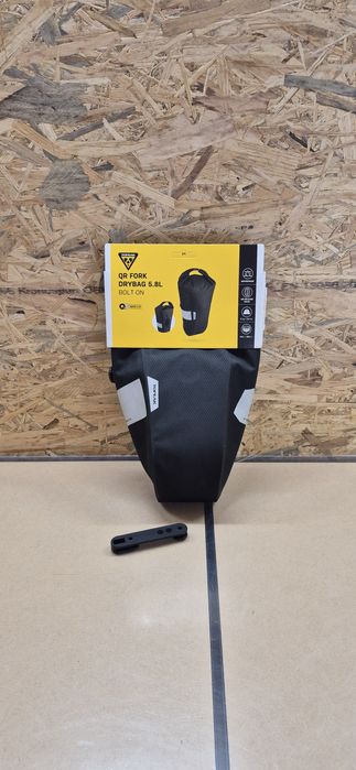 Torba na widelec TOPEAK QR Fork Drybag Bolt-On 5.8L.