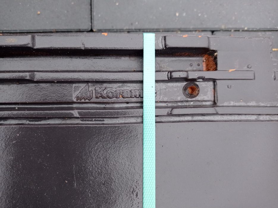 Dachowka orea 9 czarna matowa