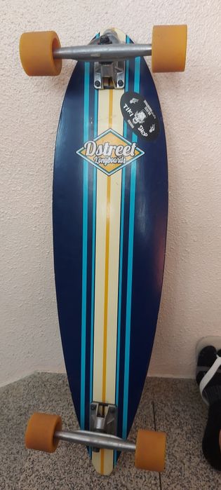 Longboard em bom estado